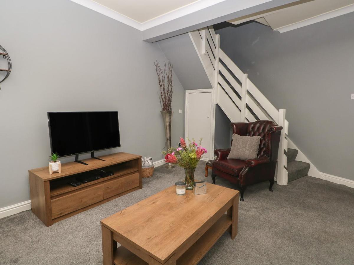 21 Chew Valley Road Oldham Esterno foto